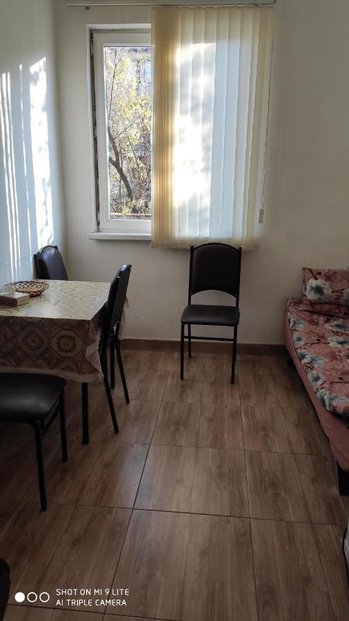 Apartments Azatutyan Avenue 9, Кв 19 Yerevan Exterior photo